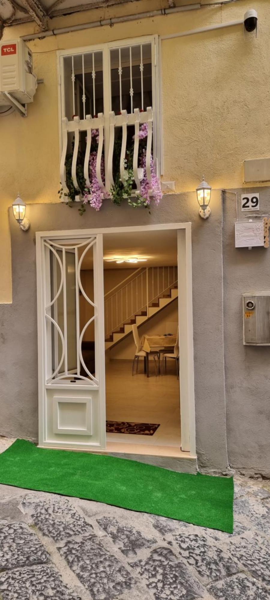 Dv House Via Toledo Quartierispagnoli 那不勒斯 外观 照片