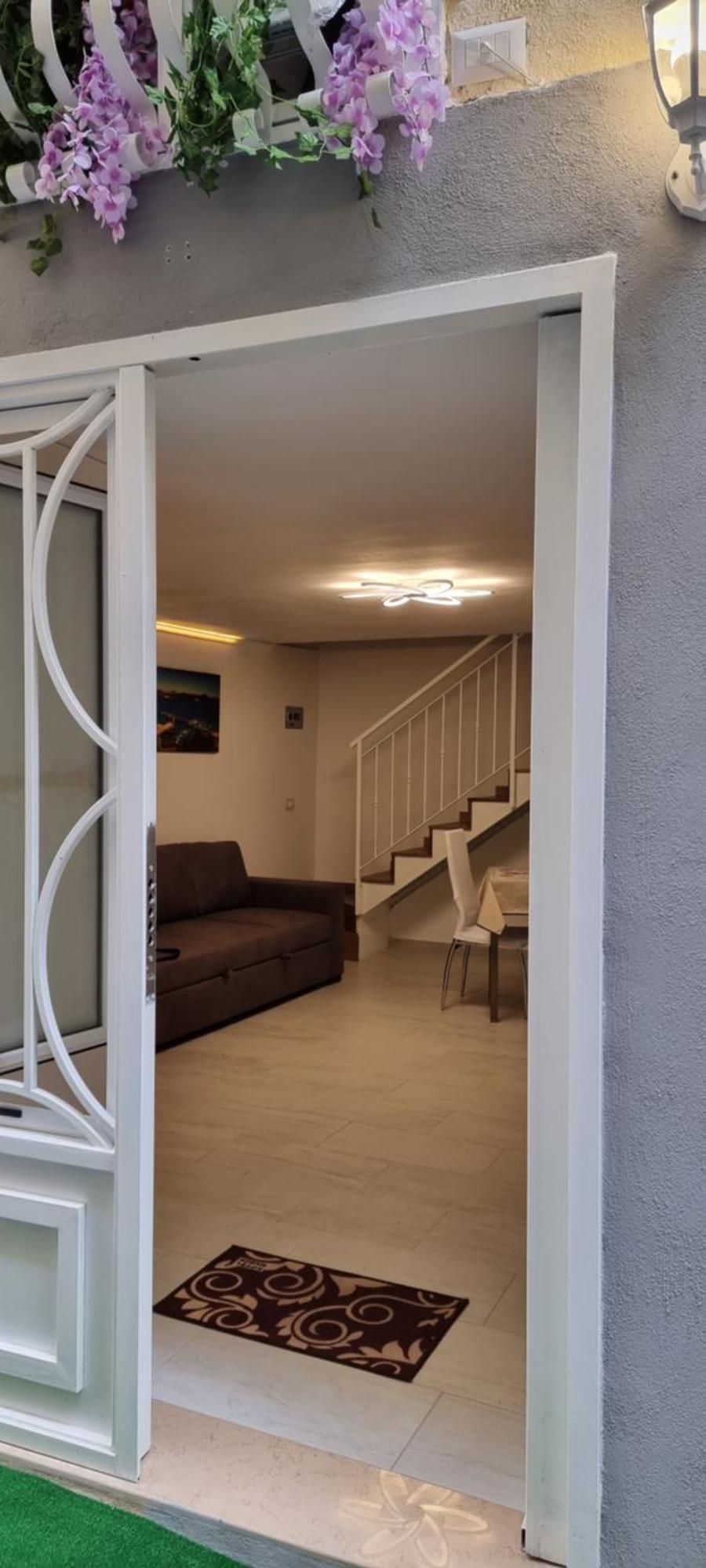 Dv House Via Toledo Quartierispagnoli 那不勒斯 外观 照片